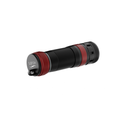 SUBLZT
超紧凑安全手电筒，内置激光